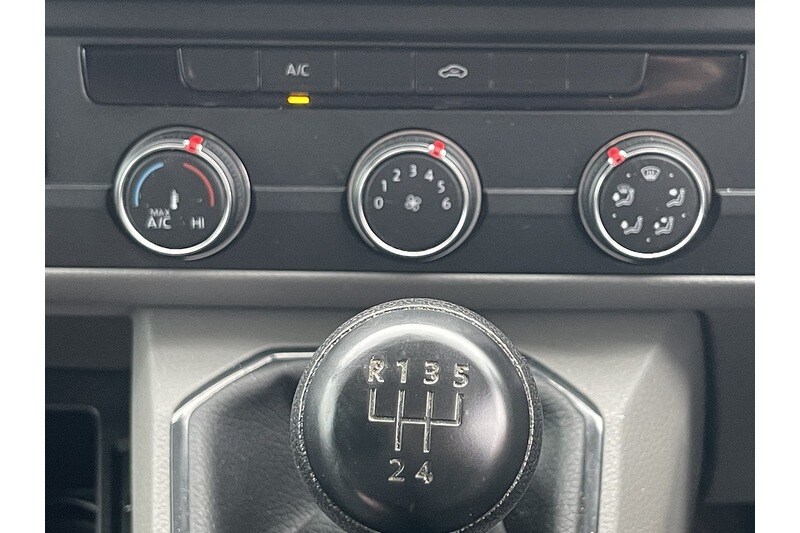 Used Volkswagen Transporter 2022 for sale - 76919764: Photo 19