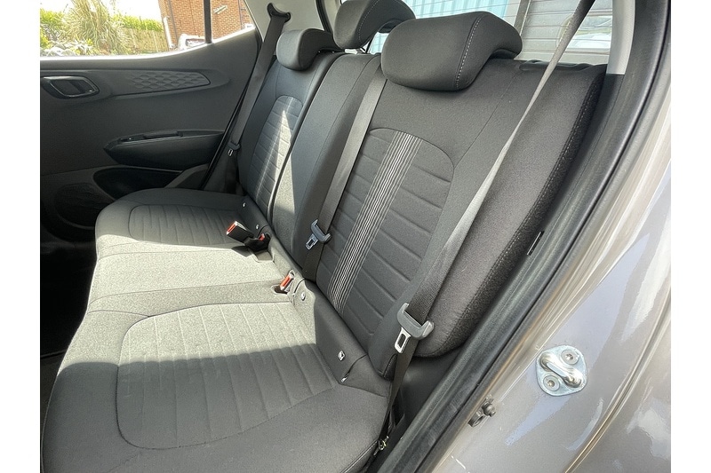 Used Hyundai i10 2023 for sale - 78111460: Photo 12