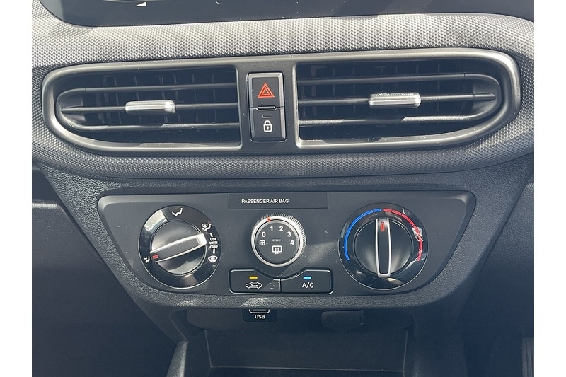 Used Hyundai i10 2023 for sale - 78111460: Photo 23