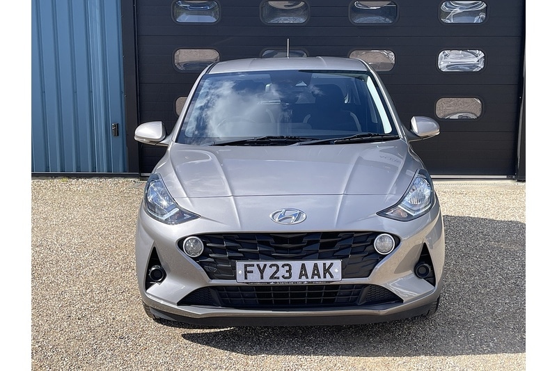 Used Hyundai i10 2023 for sale - 78111460: Photo 3