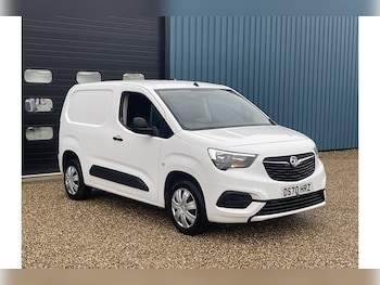 Used Vauxhall Combo 2020 for sale - 76962815: Photo