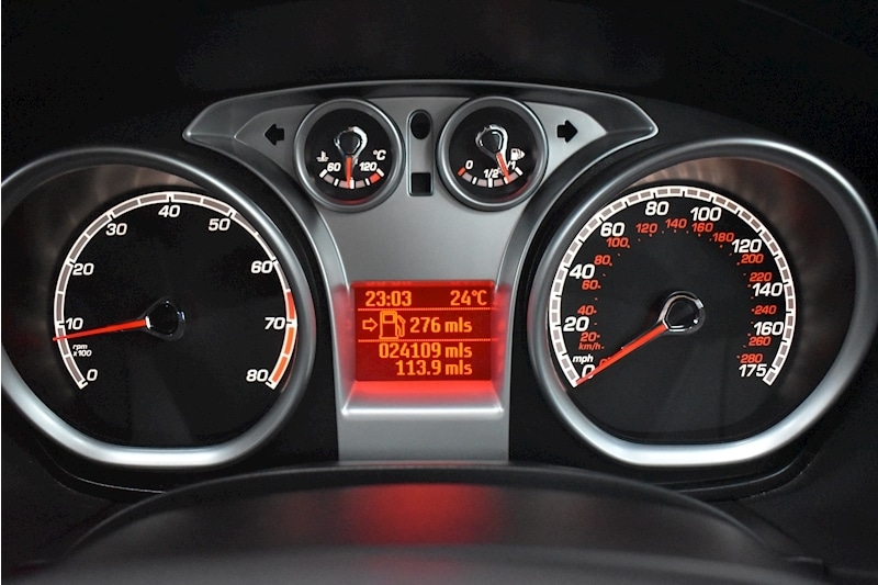 Used Ford Focus 2010 for sale - 77069798: Photo 11