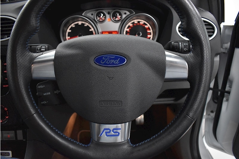 Used Ford Focus 2010 for sale - 77069798: Photo 15