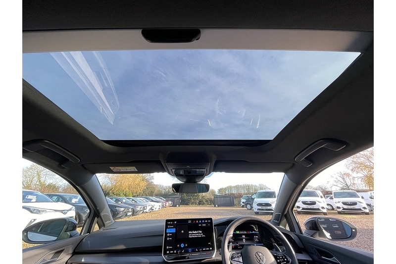 Used Volkswagen Golf 2025 for sale - 76932151: Photo 21