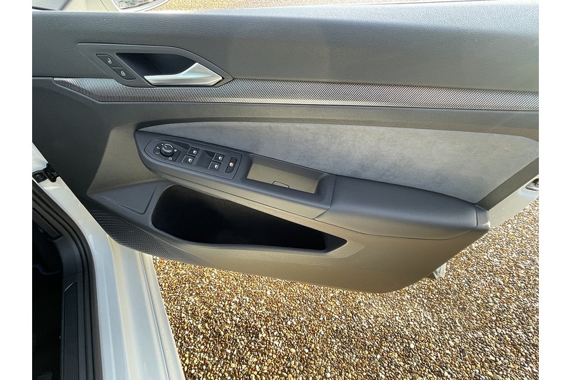 Used Volkswagen Golf 2025 for sale - 76932151: Photo 28