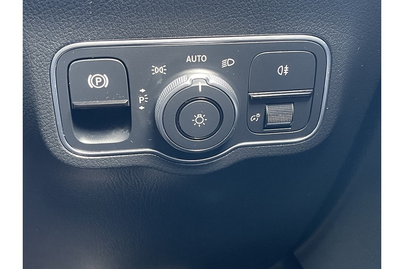 Used Mercedes-Benz GLA 2023 for sale - 77632247: Photo 23