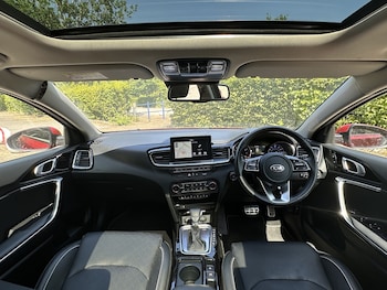 Used Kia Ceed 2019 for sale - 79200551: Photo