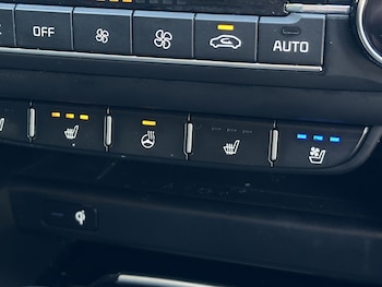 Used Kia Ceed 2019 for sale - 79200551: Photo