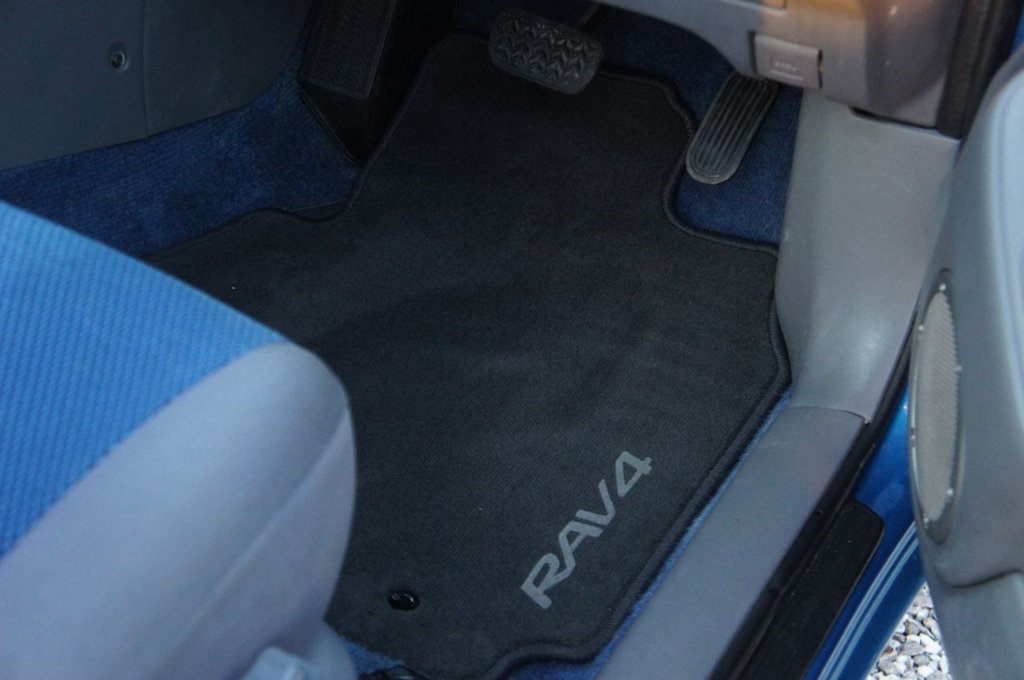 Used Toyota RAV4 2003 for sale - 77546904: Photo 18