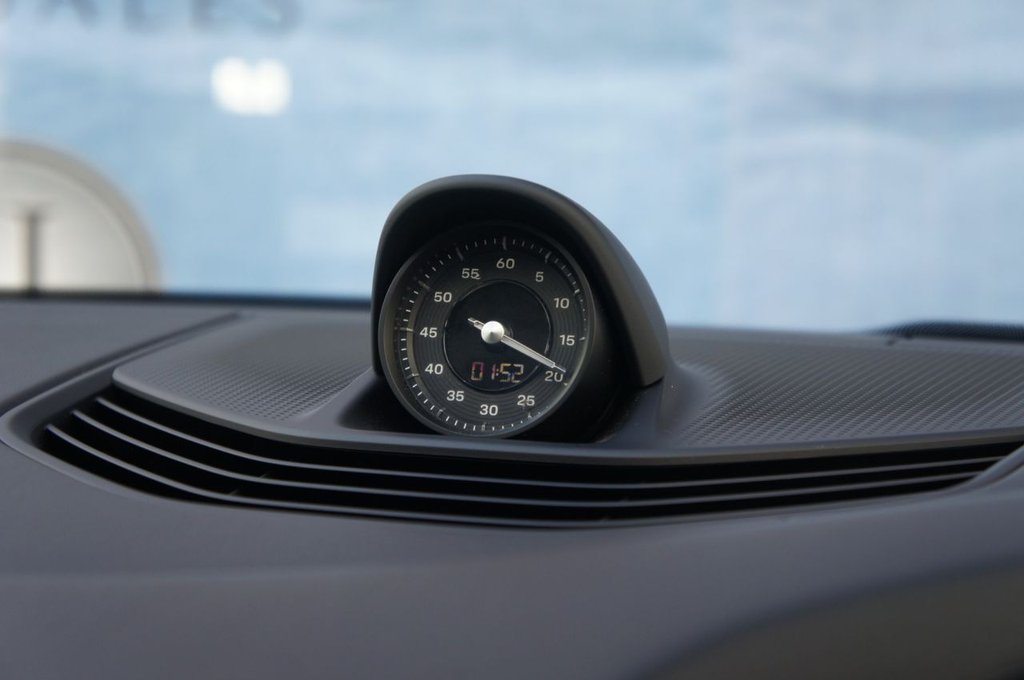 Used Porsche Taycan 2022 for sale - 77571703: Photo 16