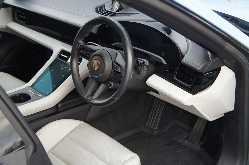 Used Porsche Taycan 2022 for sale - 77571703: Photo 9