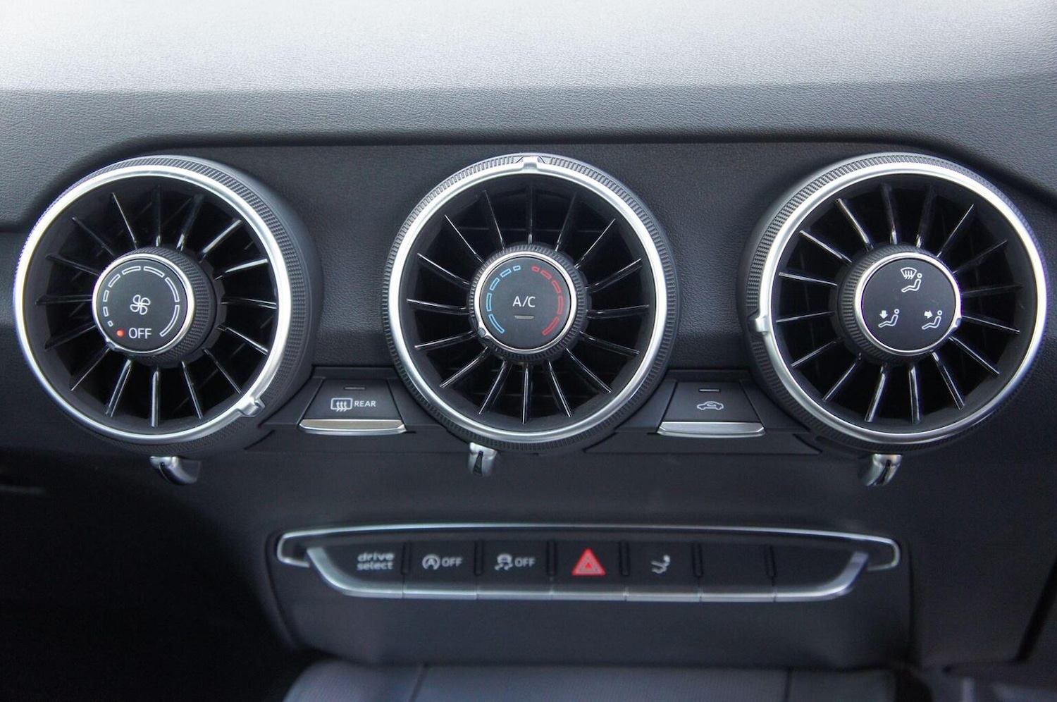 Used Audi TT 2017 for sale - 76914429: Photo 12