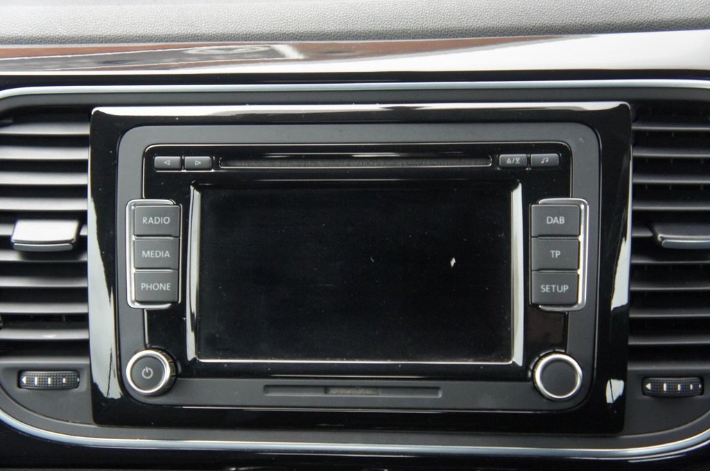 Used Volkswagen Beetle 2013 for sale - 77593875: Photo 12