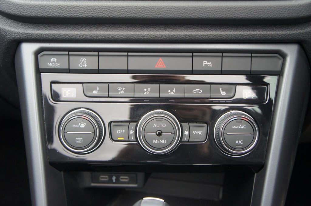 Used Volkswagen T-Roc 2021 for sale - 78002701: Photo 17