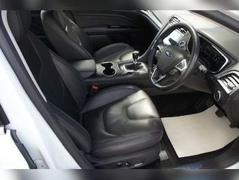 Used Ford Mondeo 2018 for sale - 78299523: Photo