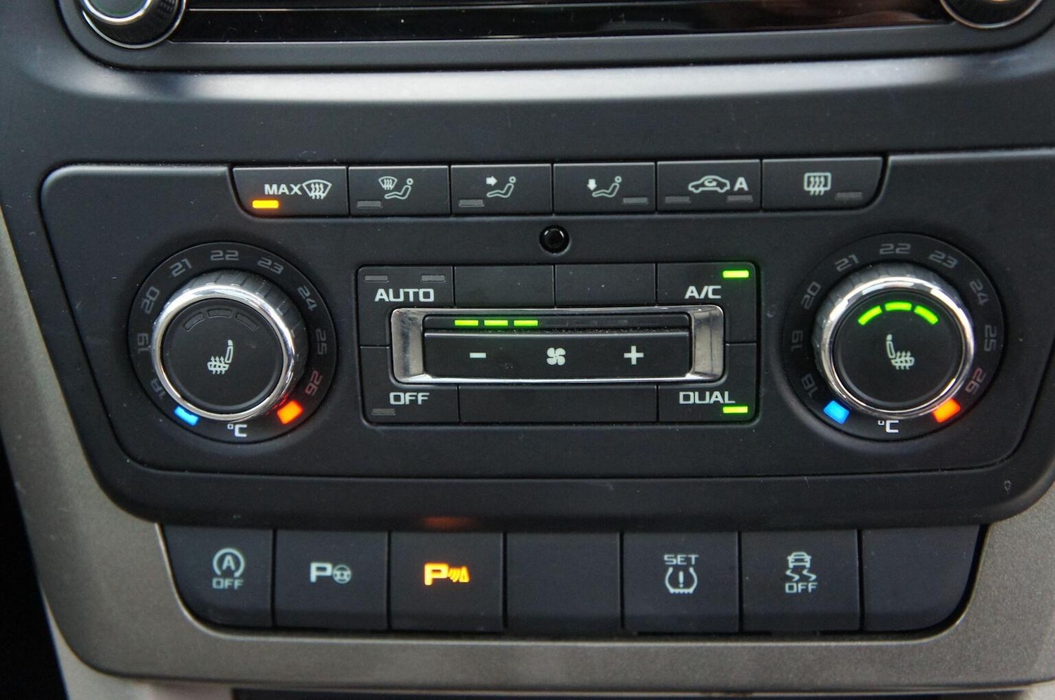 Used Skoda Yeti 2015 for sale - 76914425: Photo 13