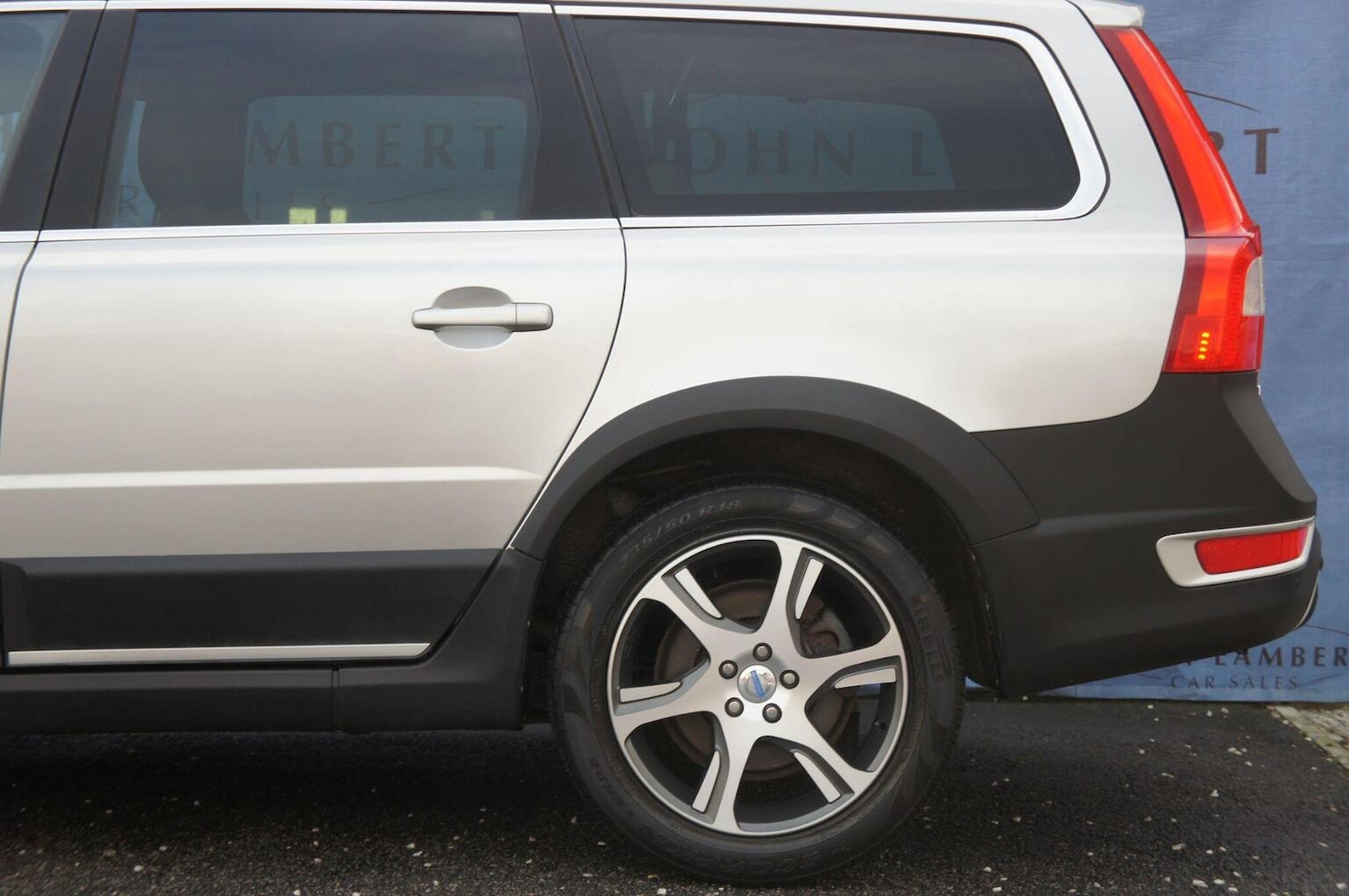 Used Volvo XC70 2012 for sale - 76914430: Photo 3