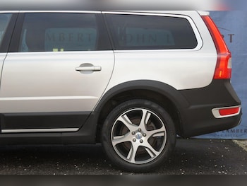 Used Volvo XC70 2012 for sale - 76914430: Photo