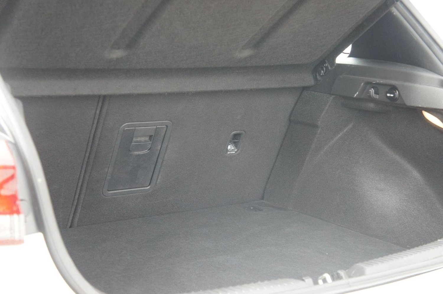 Used Hyundai i30 2019 for sale - 76914432: Photo 4