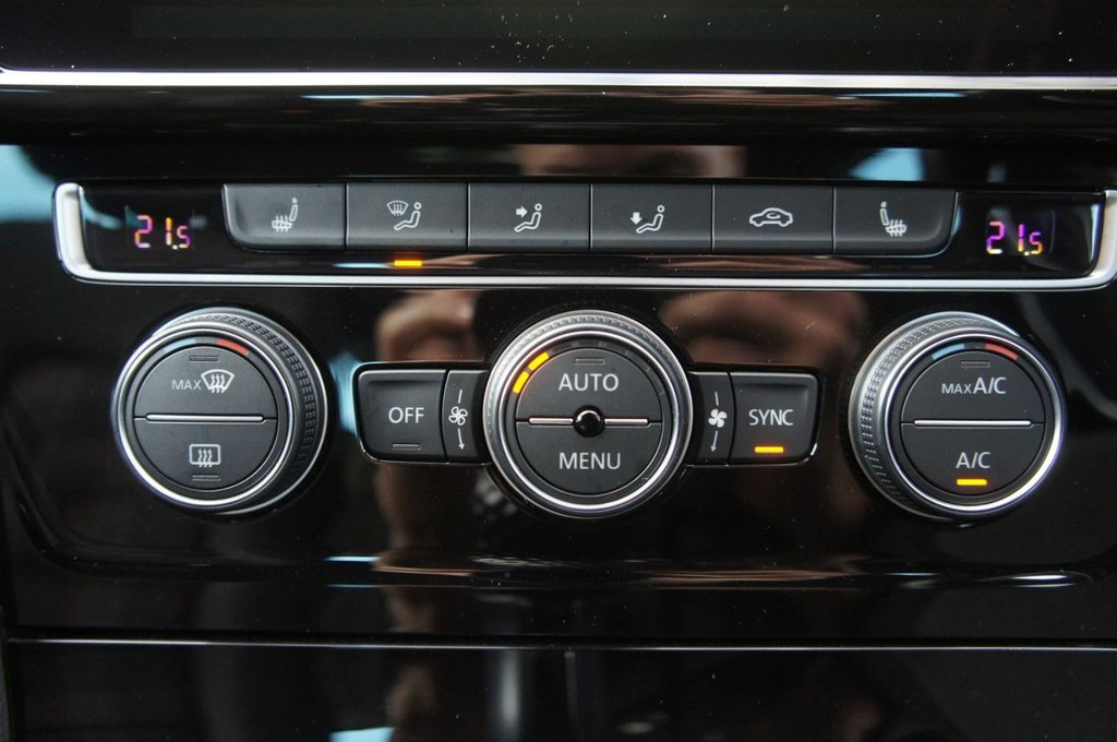 Used Volkswagen Golf 2018 for sale - 77313382: Photo 12