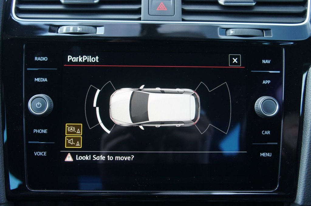 Used Volkswagen Golf 2018 for sale - 77313382: Photo 15