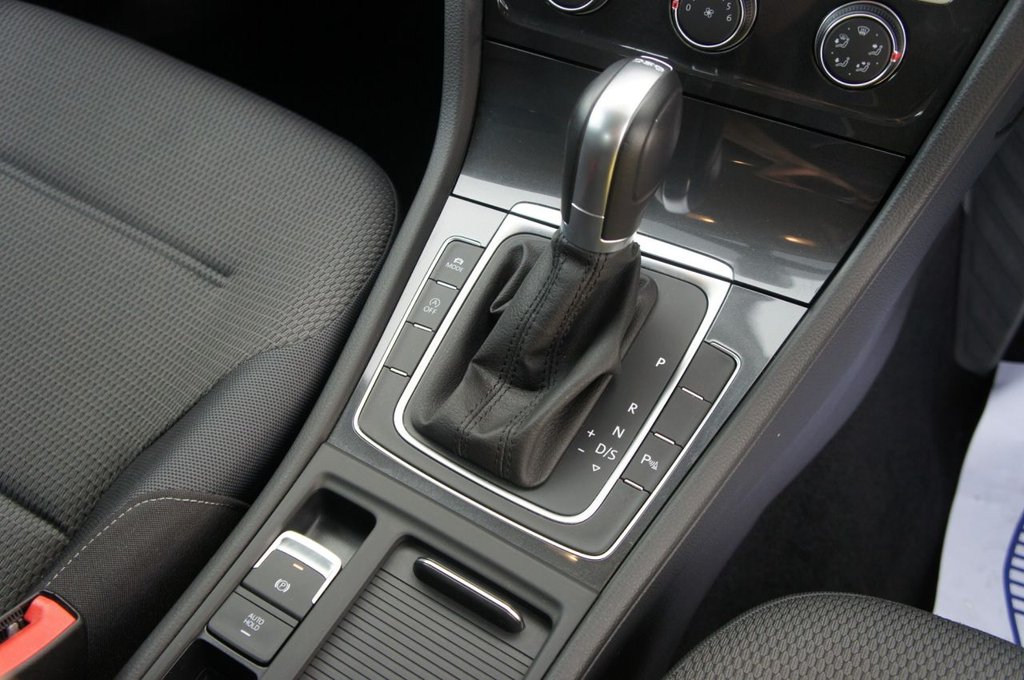 Used Volkswagen Golf 2019 for sale - 77764692: Photo 16