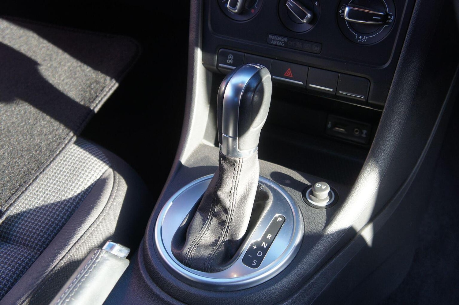 Used Volkswagen Beetle 2015 for sale - 76924491: Photo 12