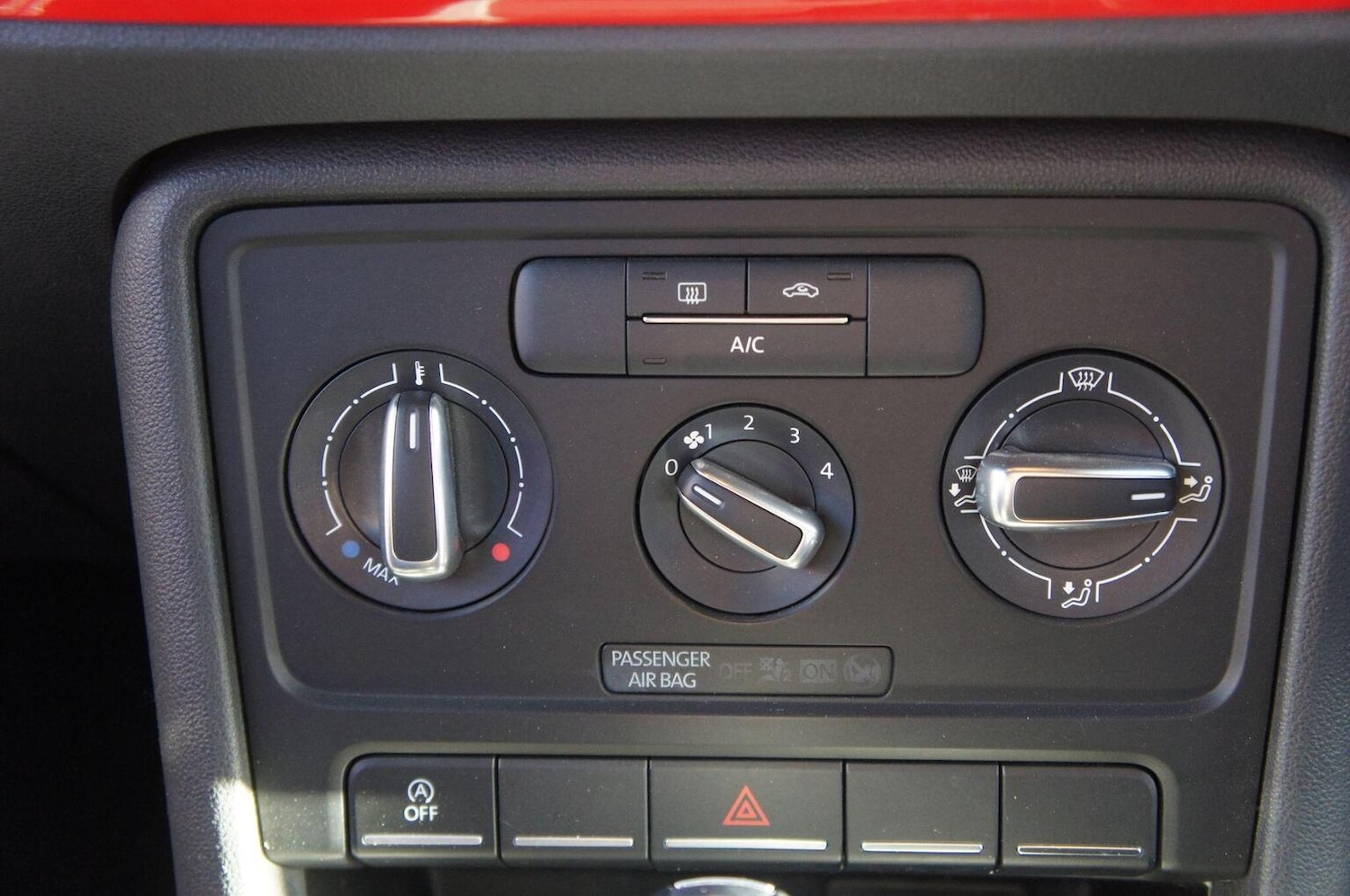 Used Volkswagen Beetle 2015 for sale - 76924491: Photo 13