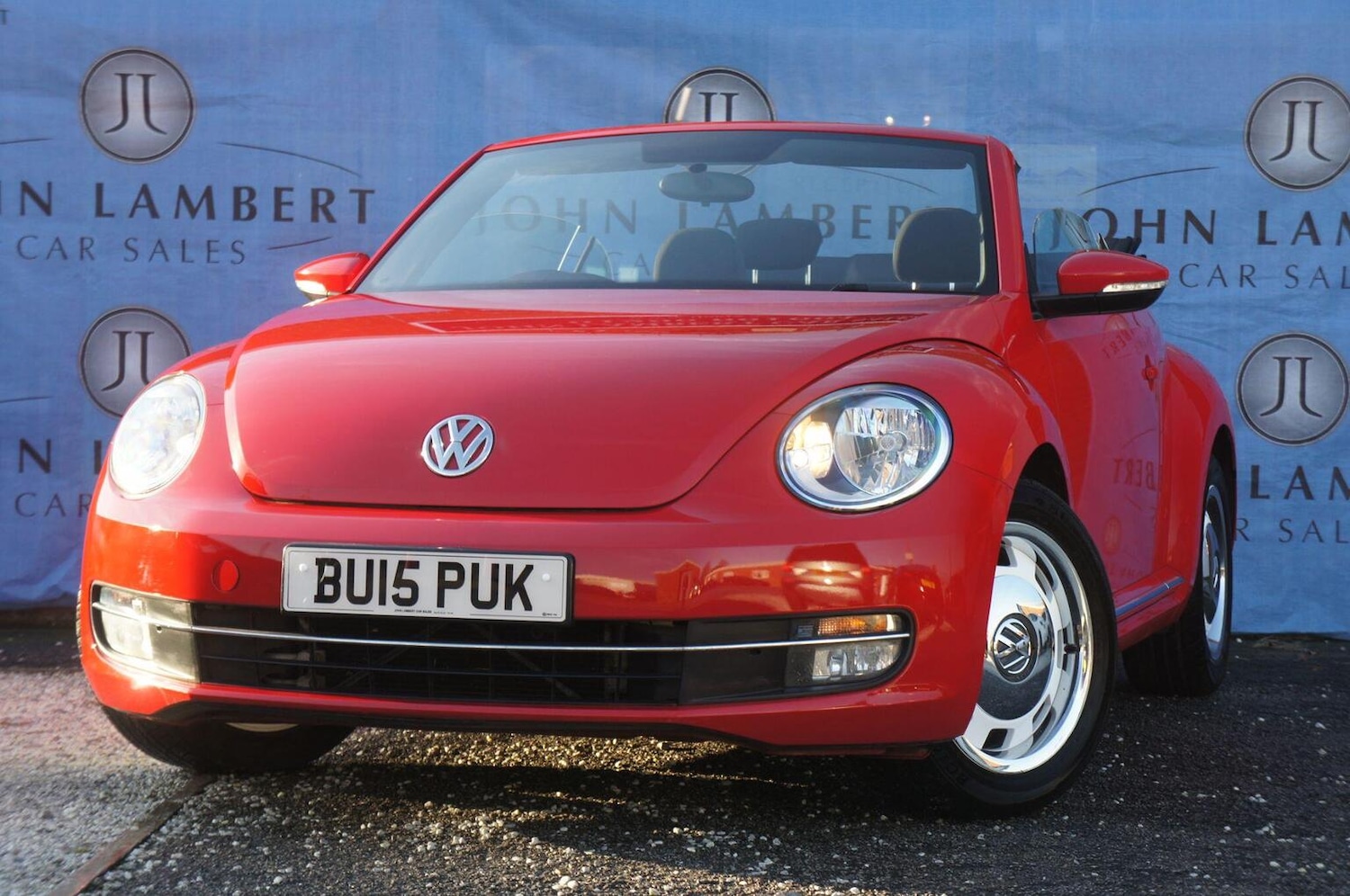 Used Volkswagen Beetle 2015 for sale - 76924491: Photo 2