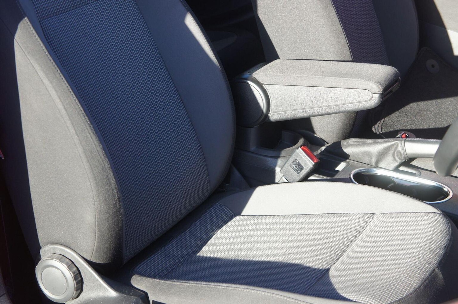 Used Volkswagen Beetle 2015 for sale - 76924491: Photo 9