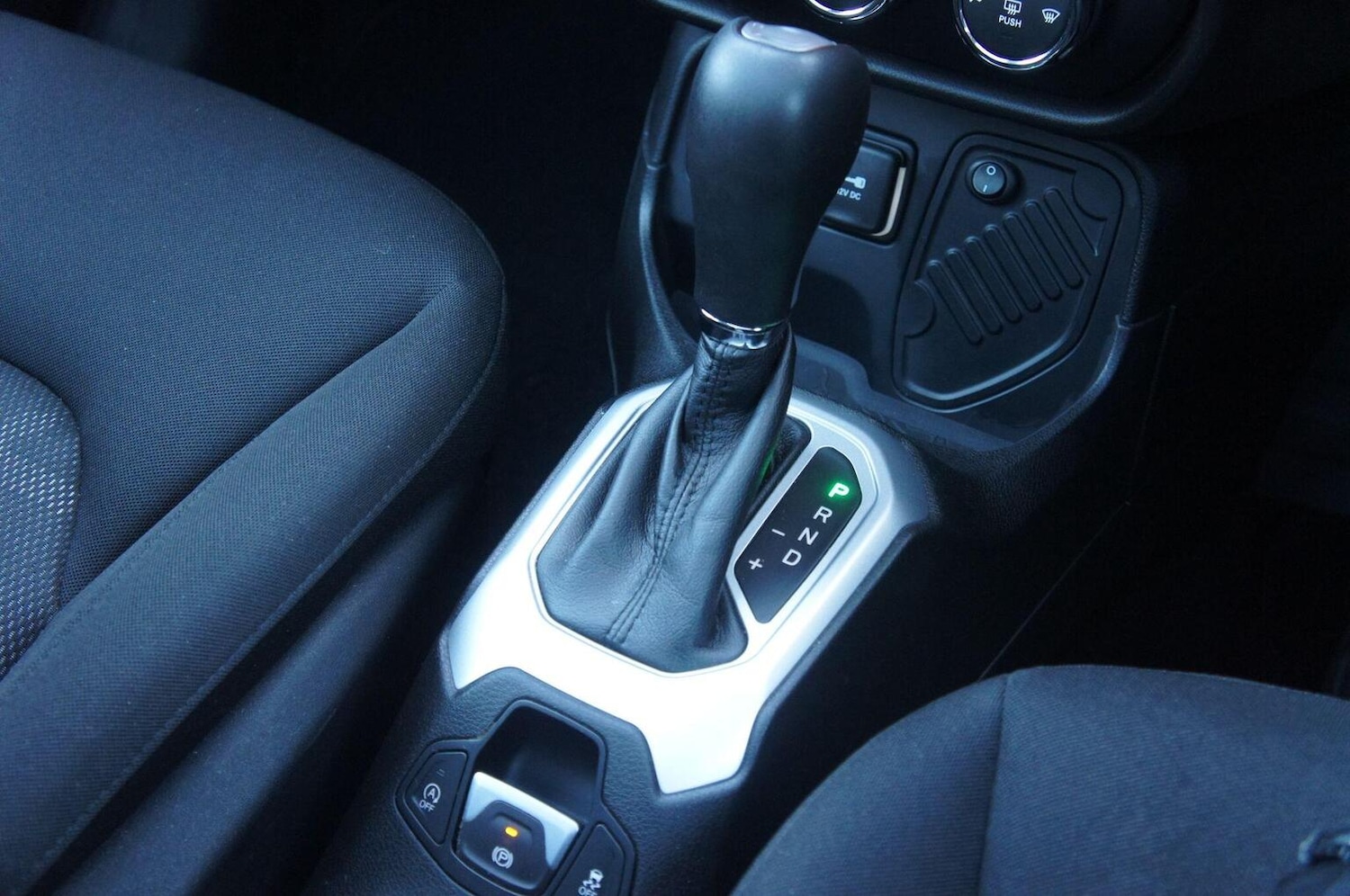 Used Jeep Renegade 2015 for sale - 76914427: Photo 12