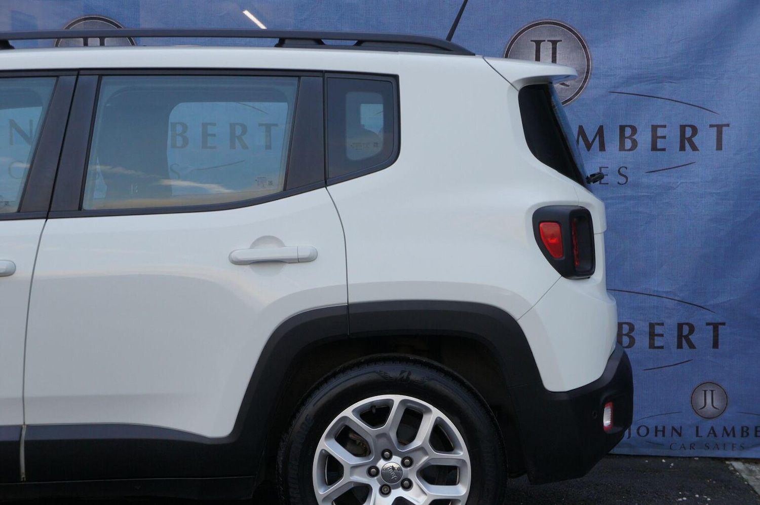 Used Jeep Renegade 2015 for sale - 76914427: Photo 3