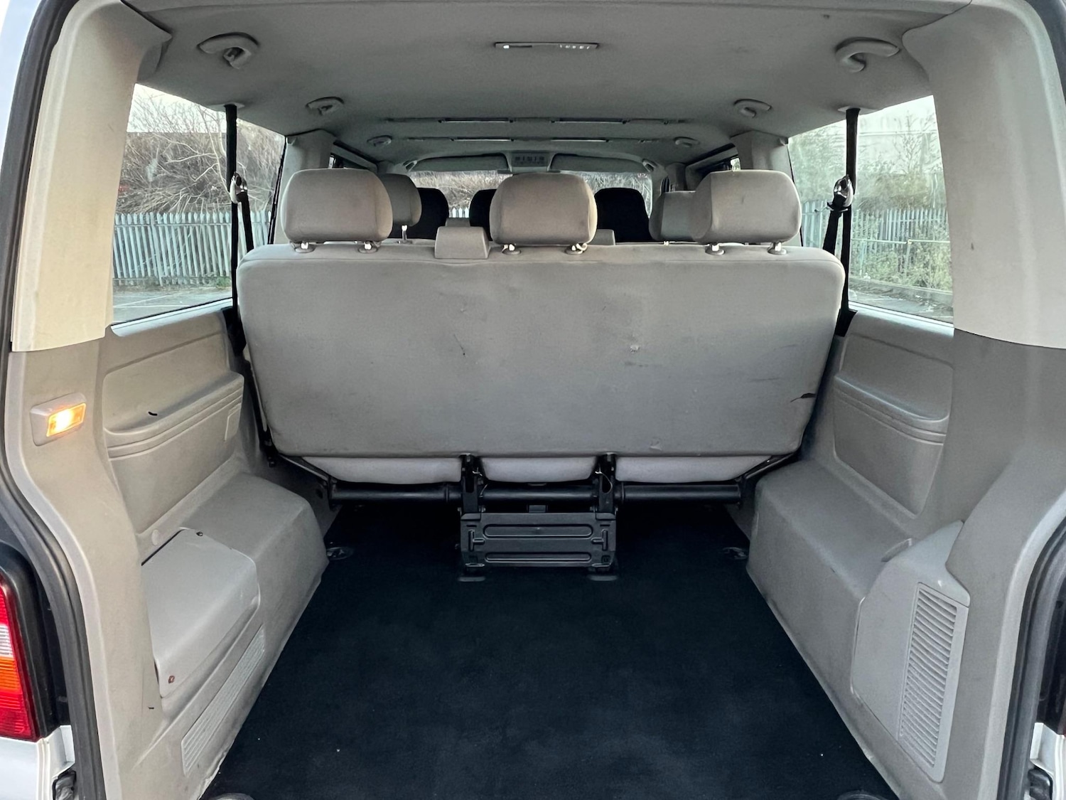 Used Volkswagen Transporter Shuttle 2009 for sale - 76573167: Photo 30