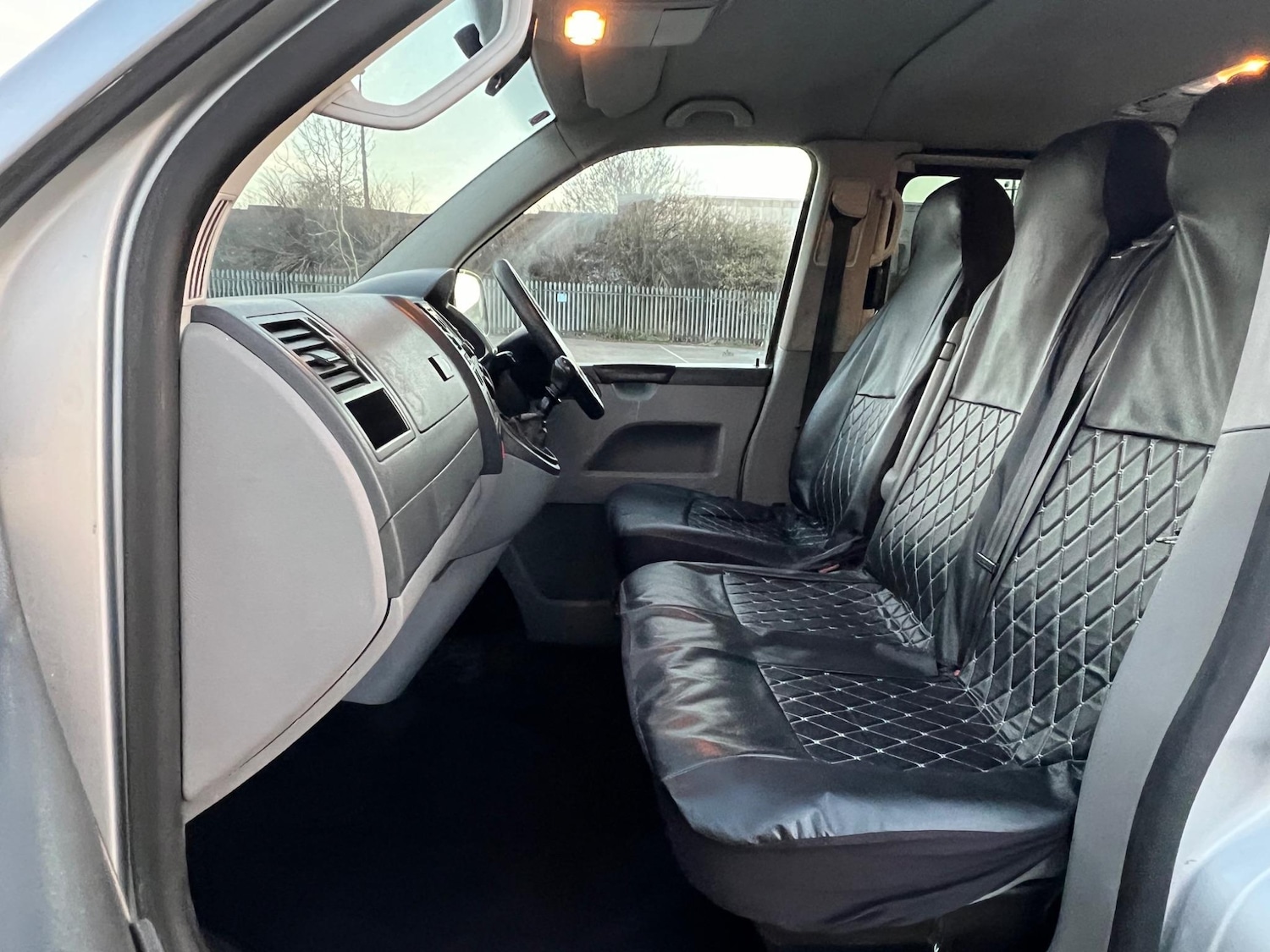 Used Volkswagen Transporter Shuttle 2009 for sale - 76573167: Photo 42