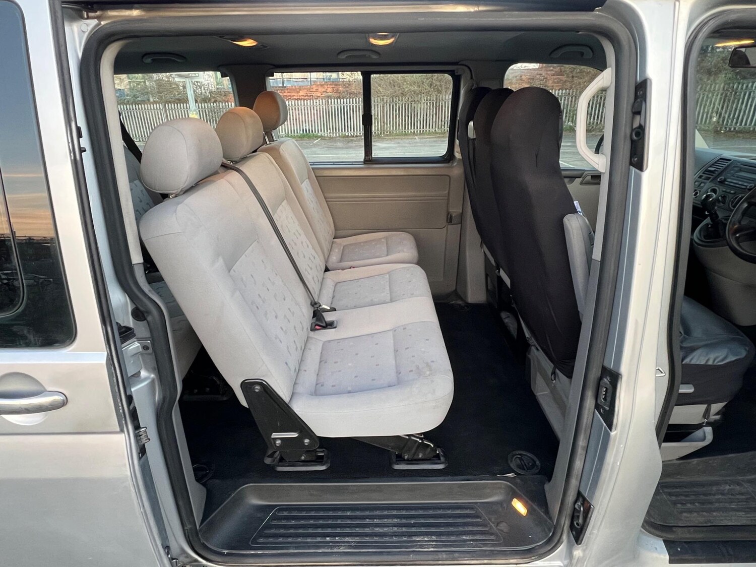 Used Volkswagen Transporter Shuttle 2009 for sale - 76573167: Photo 68