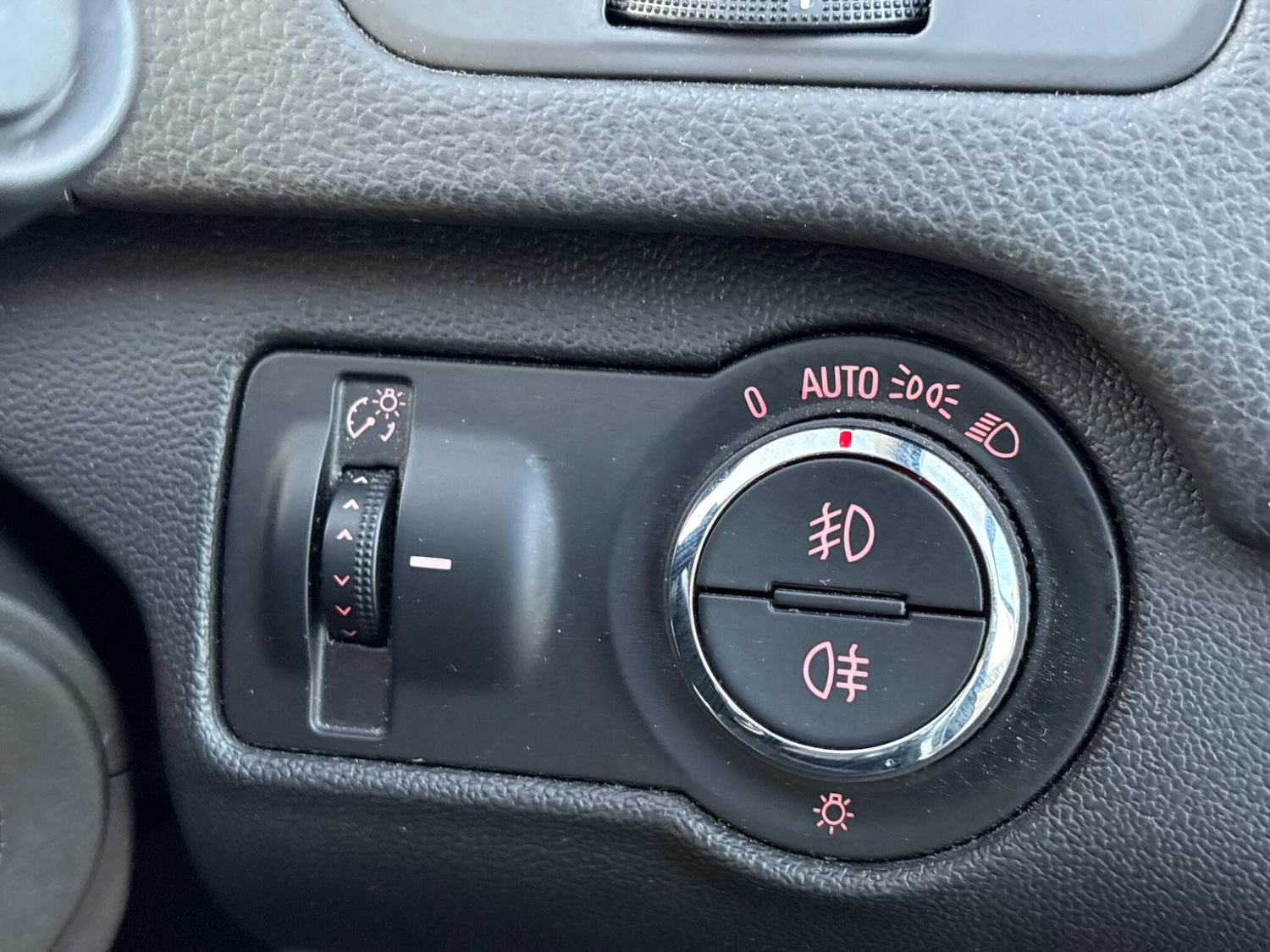 Used Vauxhall Insignia 2009 for sale - 76607237: Photo 29