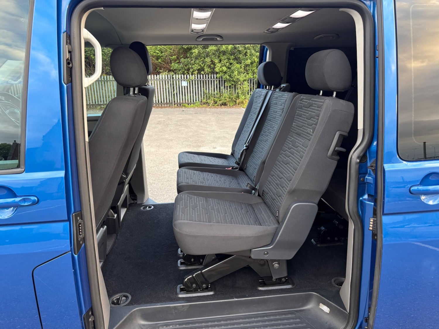 Used Volkswagen Transporter Shuttle 2020 for sale - 76260096: Photo 52