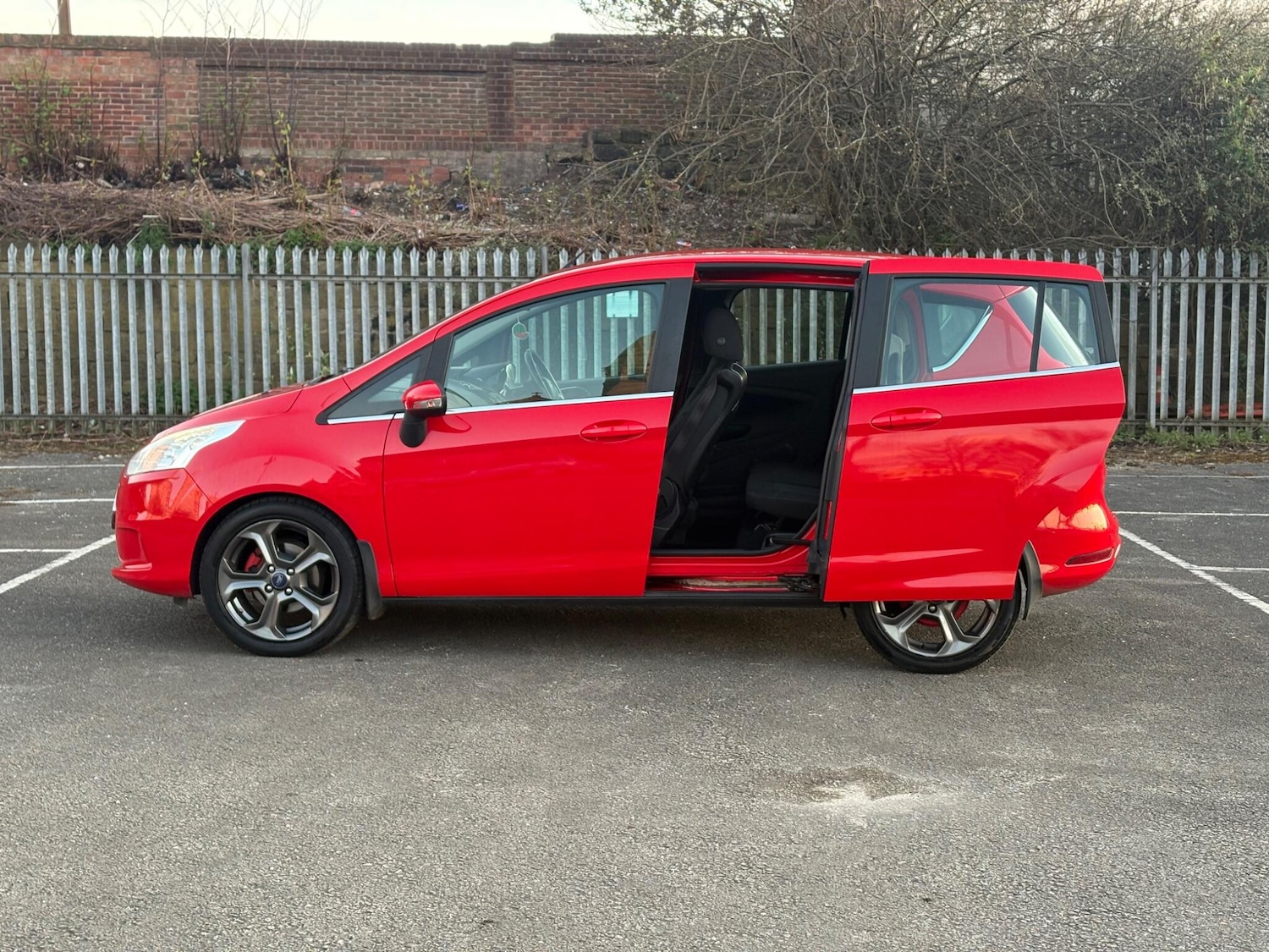 Used Ford B-MAX for sale - 78135619: Photo 27