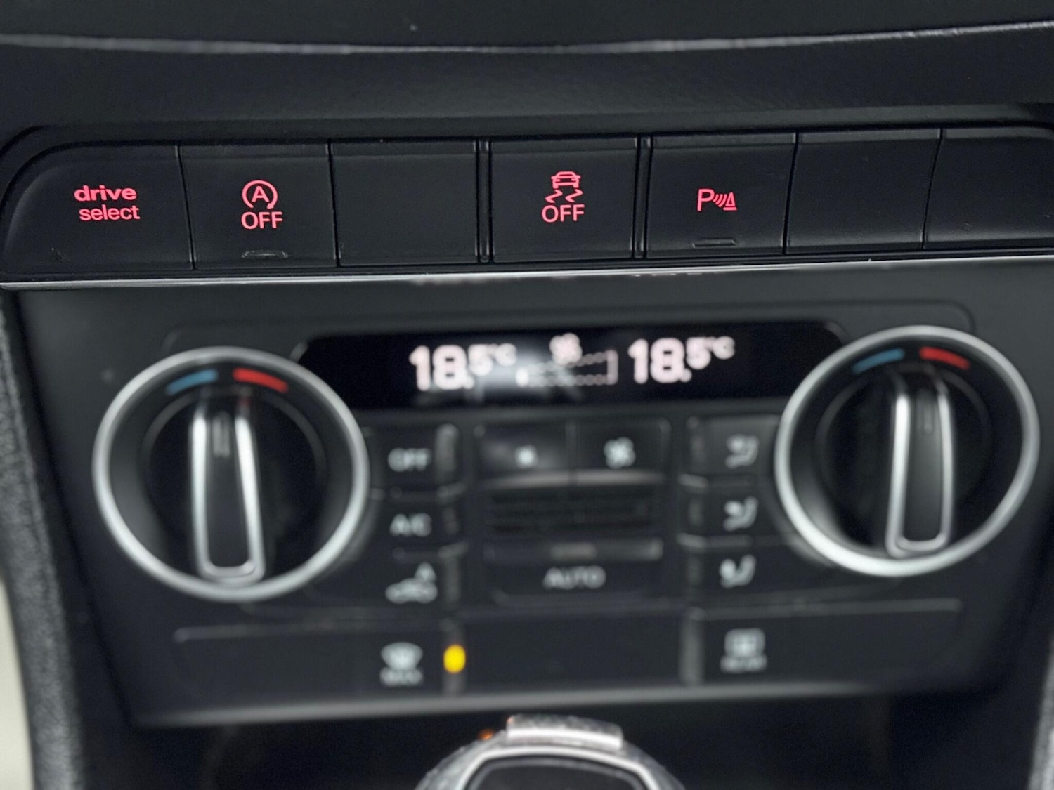 Used Audi Q3 2016 for sale - 77646872: Photo 29