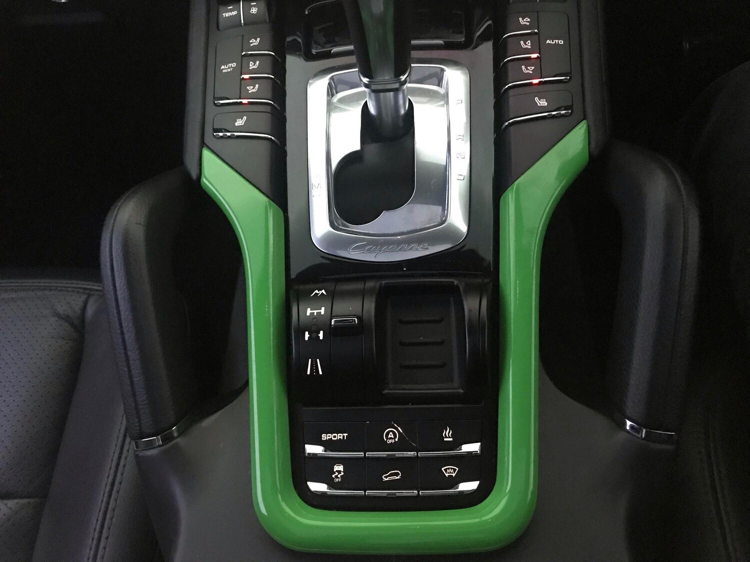 Used Porsche Cayenne for sale - 77511368: Photo 24