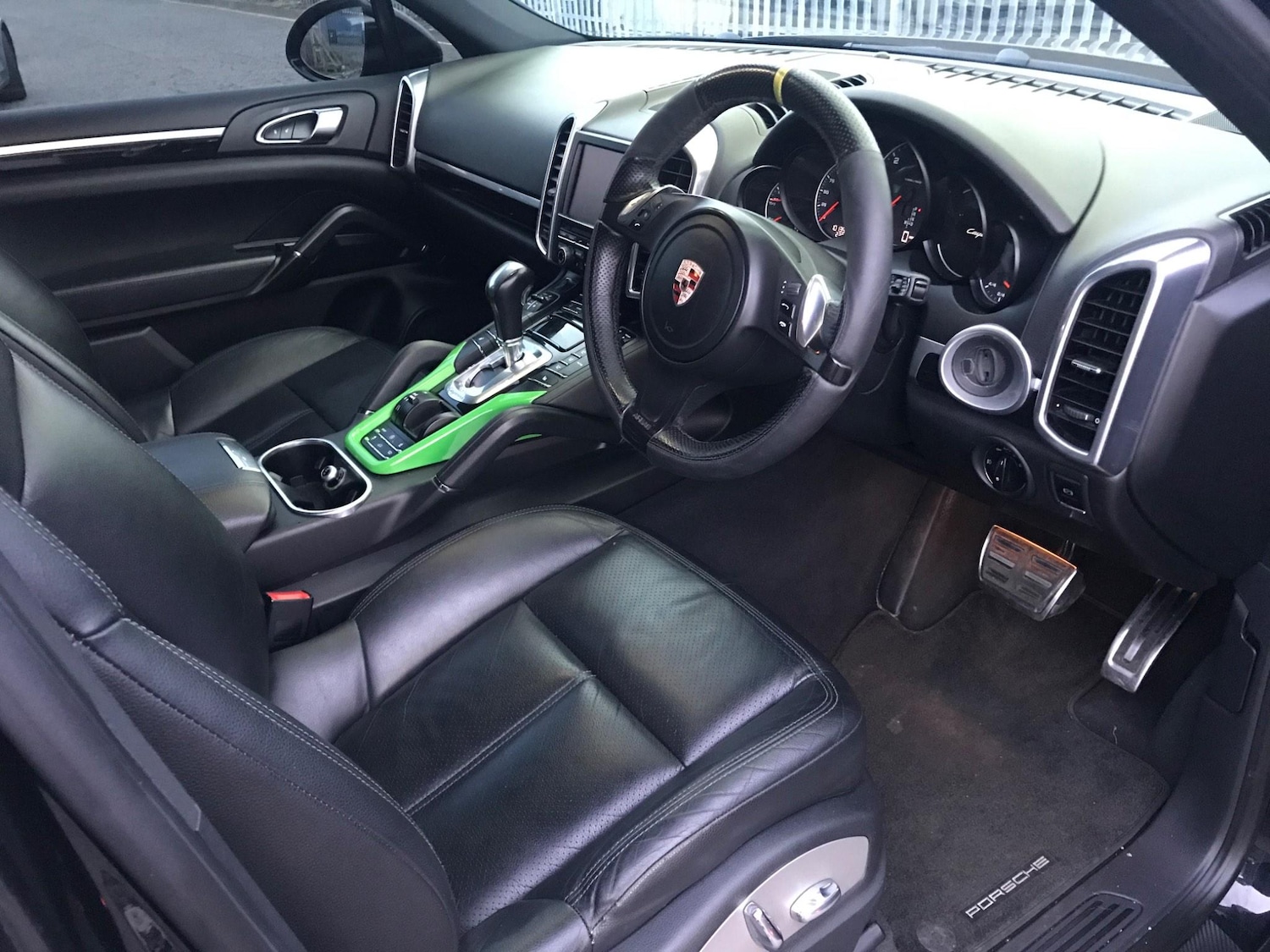 Used Porsche Cayenne for sale - 77511368: Photo 6