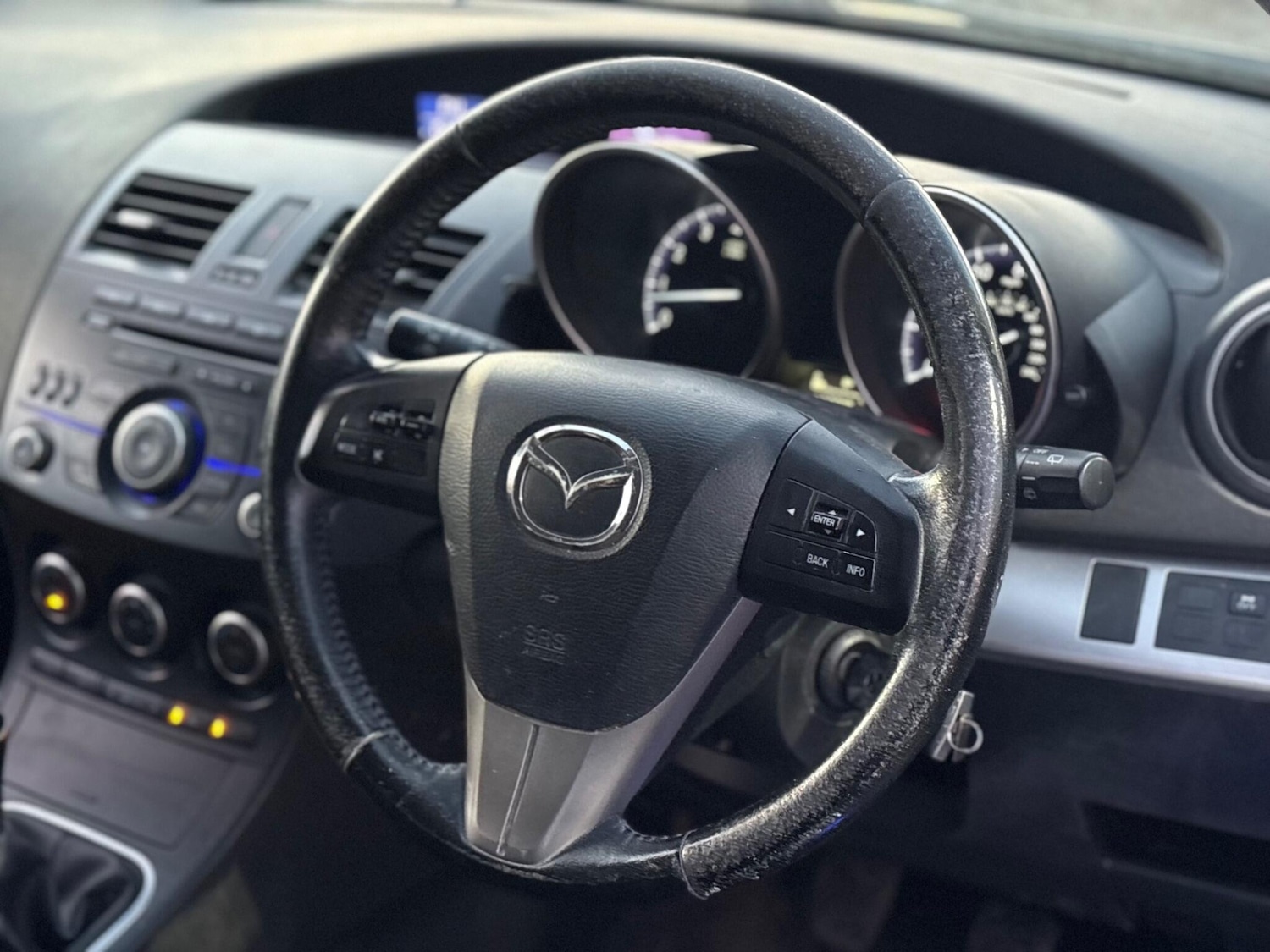 Used Mazda Mazda3 2012 for sale - 78204078: Photo 2