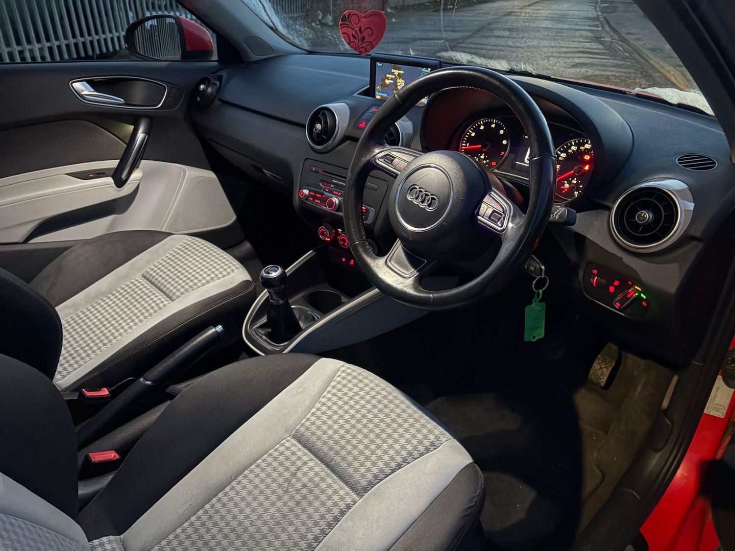 Used Audi A1 for sale - 77242499: Photo 13