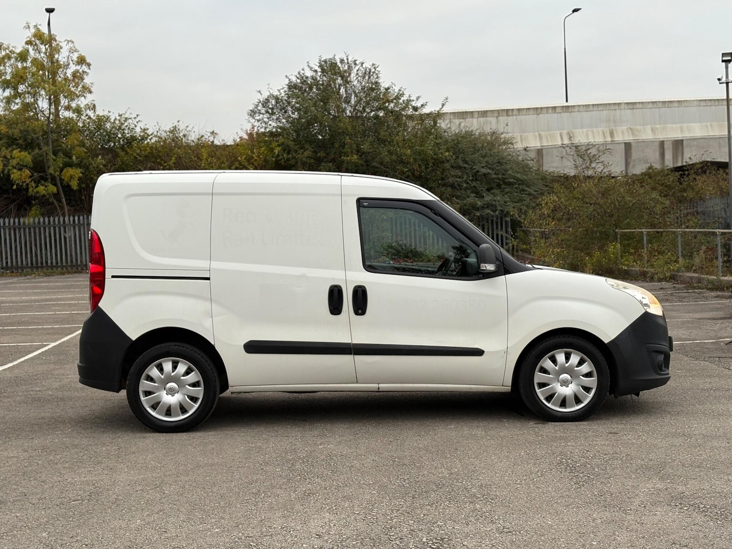 Used Vauxhall Combo 2014 for sale - 76270153: Photo 21