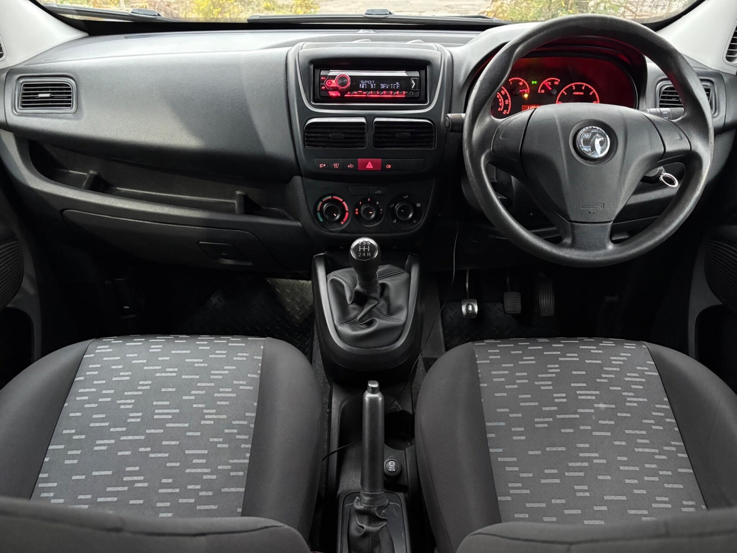 Used Vauxhall Combo 2014 for sale - 76270153: Photo 29
