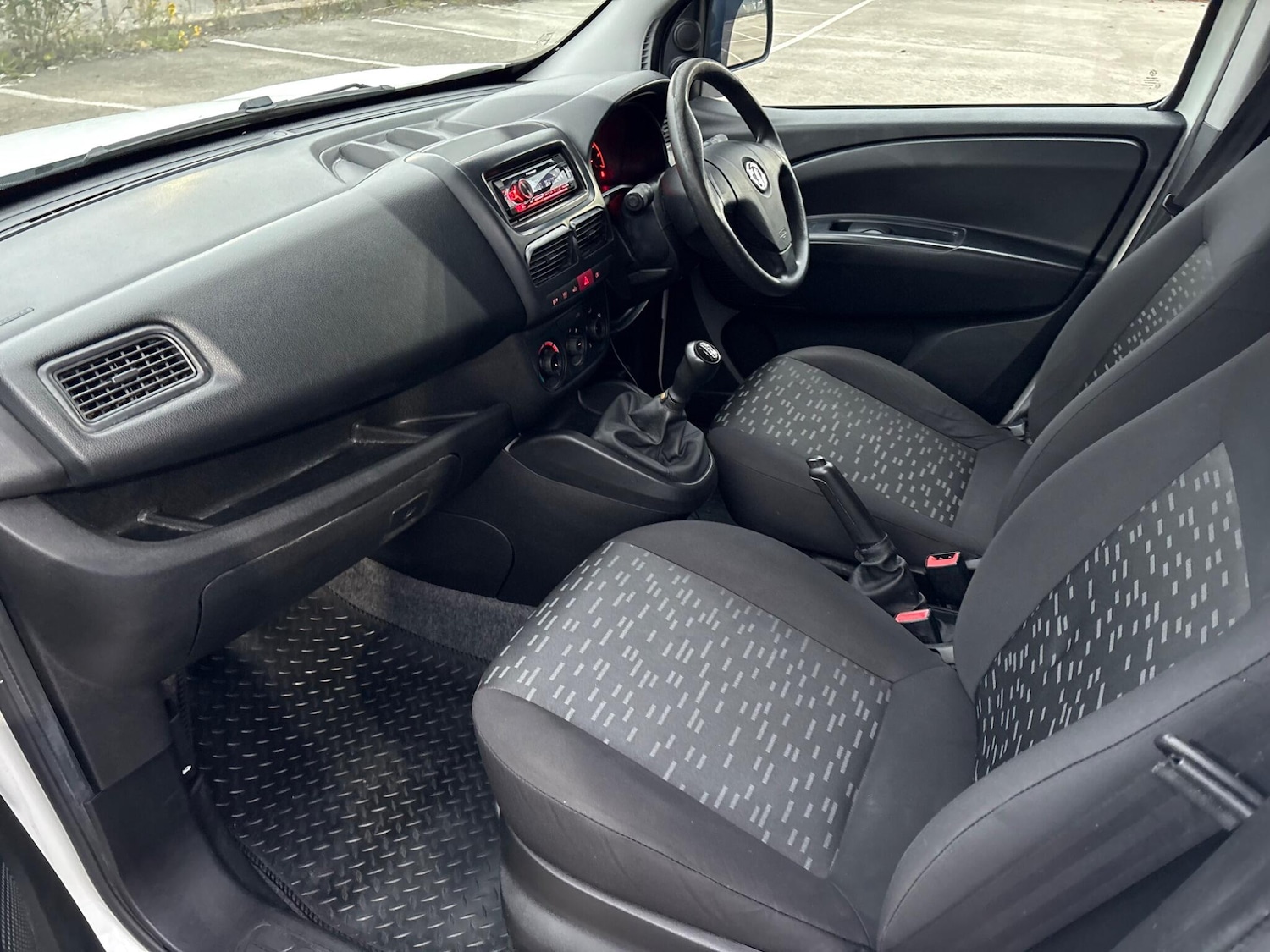 Used Vauxhall Combo 2014 for sale - 76270153: Photo 33