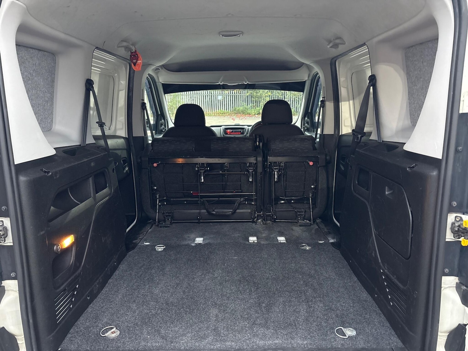 Used Vauxhall Combo 2014 for sale - 76270153: Photo 41