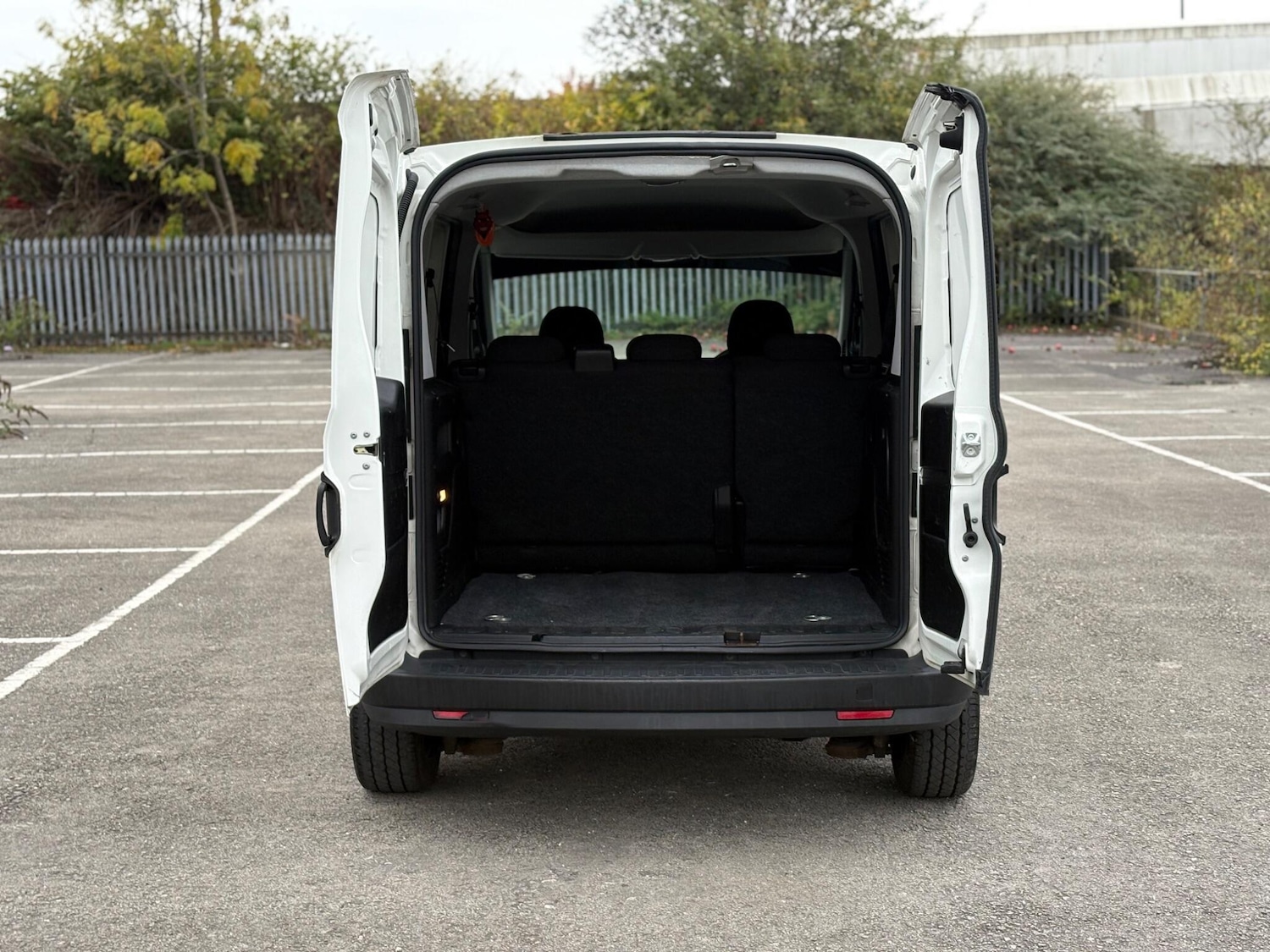 Used Vauxhall Combo 2014 for sale - 76270153: Photo 75