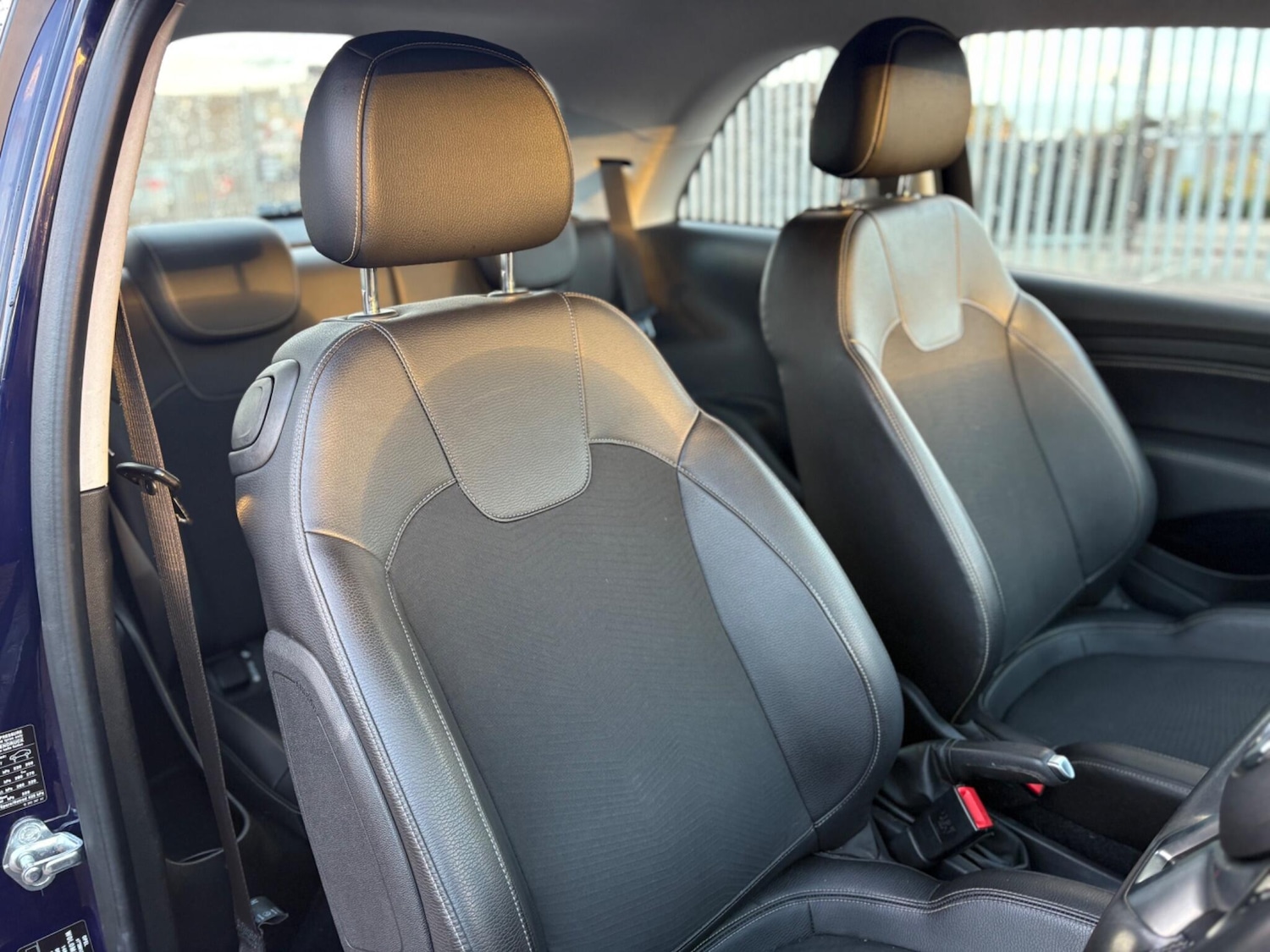 Used Vauxhall ADAM 2014 for sale - 76388689: Photo 3