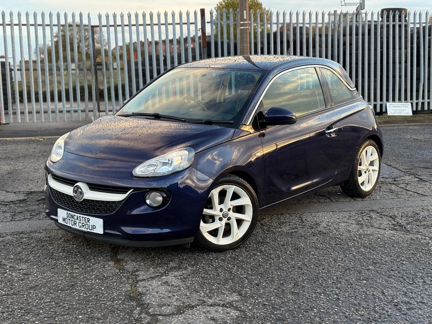 Used Vauxhall ADAM 2014 for sale - 76388689: Photo 4
